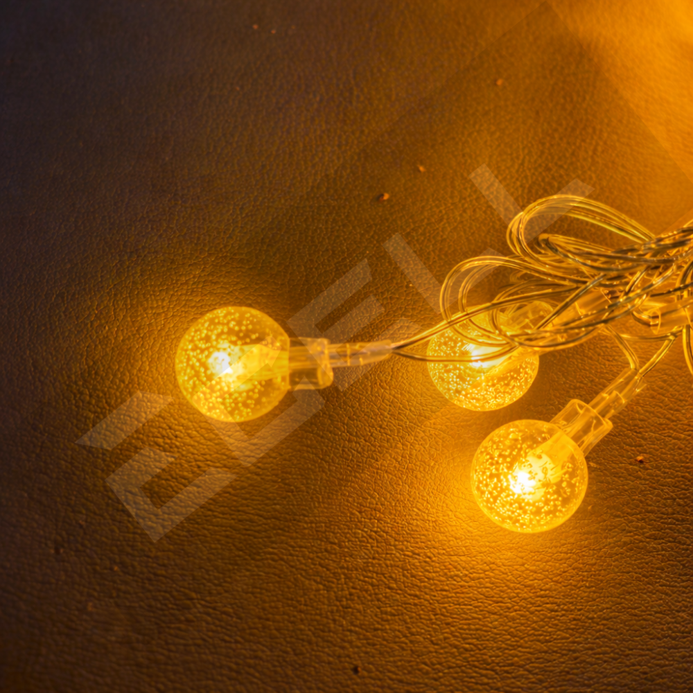 Small Golden Bulb LED String Lights
